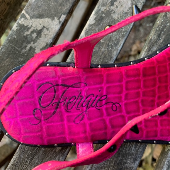 Fergie “Julep” “Vegan” Animal Print Pink Sandals - Picture 5 of 7